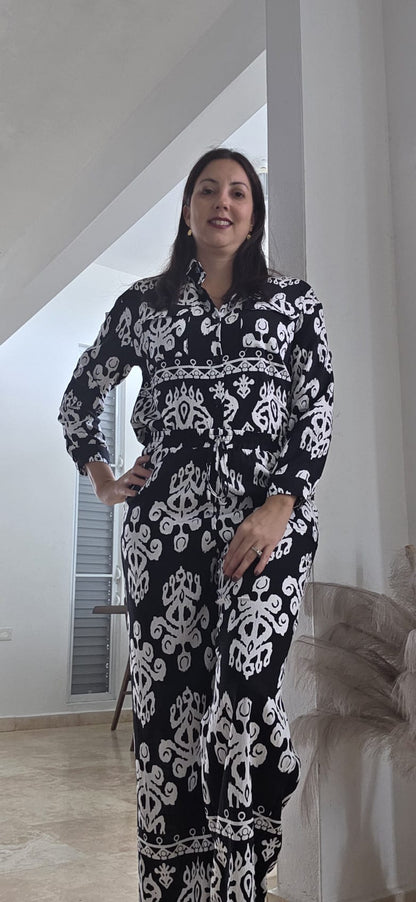 Black and White Set